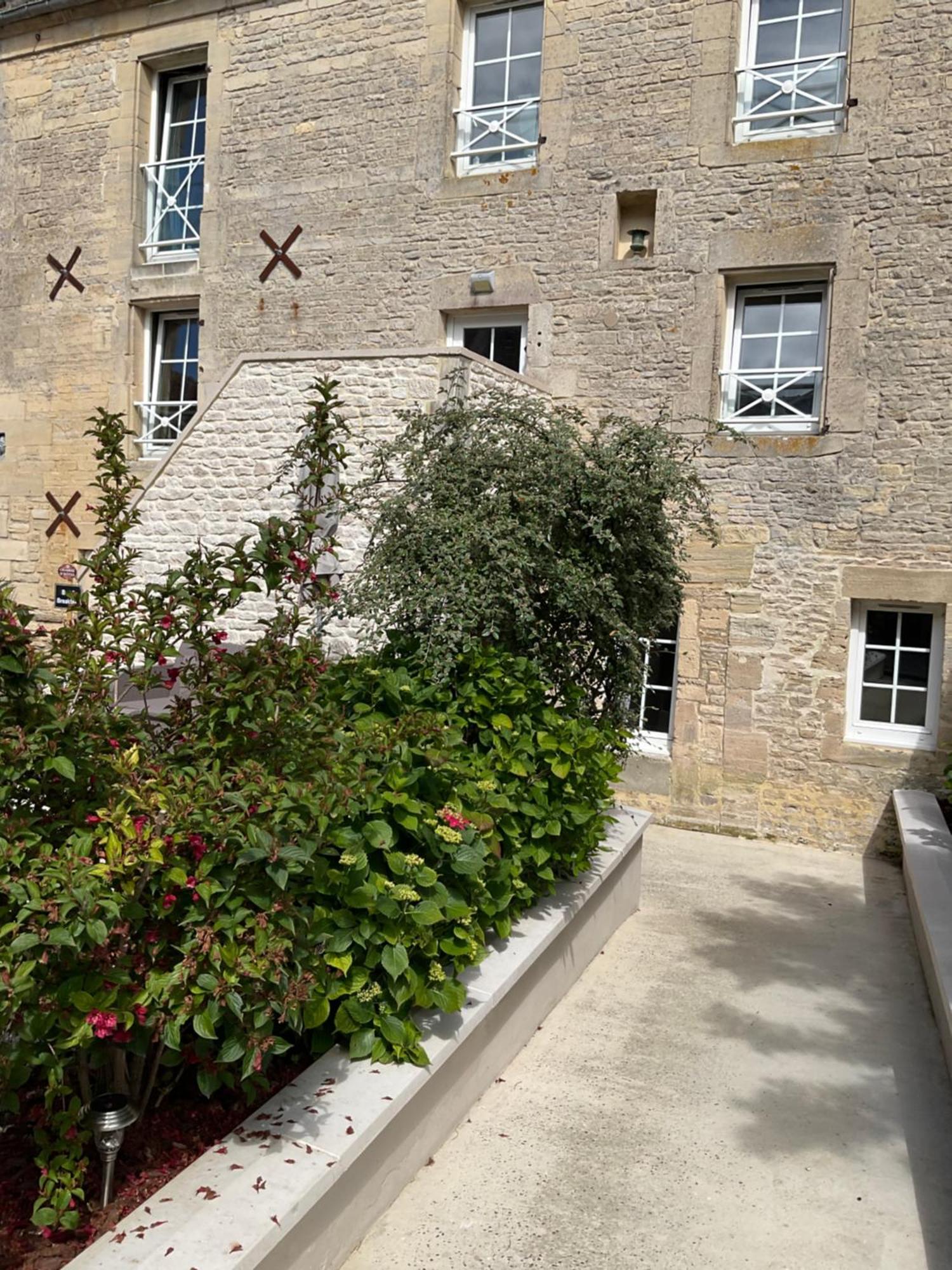 Chambres D'Hotes De L'Ancienne Auberge Thaon Exterior foto